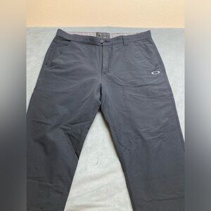 Oakley Golf Chino Men’s Pants 38Wx32L Black Trouser Performance Stretch